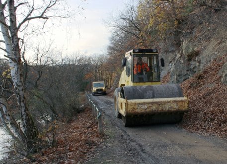 Auf dem Oberseerandweg haben in den nächsten Tagen nur große Baumaschinen Platz. Für Wandernde und Radfahrende bleibt der Weg voraussichtlich bis zum 28. Mai gesperrt. 