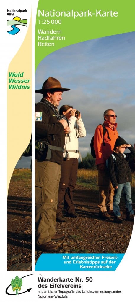 Bild 1: Deckblatt der neuen Nationalpark-Wanderkarte (Wanderkarte 50 des Eifelvereins) mit umfangreichen Freizeit- und Erlebnis-Tipps auf der Kartenrückseite.