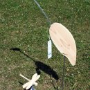 Bild 3: Seit heute stehen Graureiher mit wippendem Hals und im Wind schwingende Libellen, hergestellt von gehörlosen Menschen, in Nationalpark-Häusern zum Verkauf. Foto: Nationalparkverwaltung Eifel