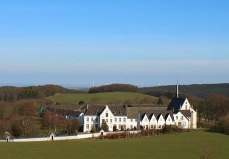 Das Kloster Mariawald ist das einzige Kloster der Trappisten in Deutschland und hat eine über 500 Jahre alte Geschichte.