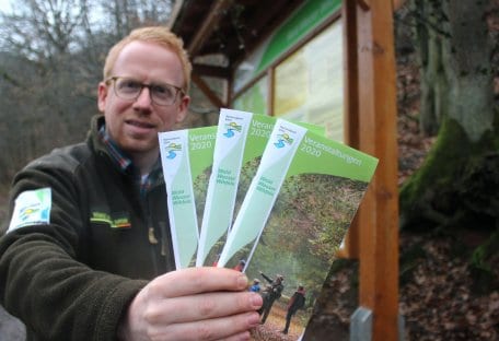 Der Veranstaltungskalender 2020 bietet auf 84 Seiten einen Überblick über verschiedenste Naturerlebnis- und Umweltbildungsangebote in Nordrhein-Westfalens Nationalpark.
