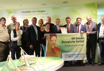 Erlebnisausstellung „Wildnis(t)räume“ als offizielles Projekt der „UN-Dekade Biologische Vielfalt“ ausgezeichnet