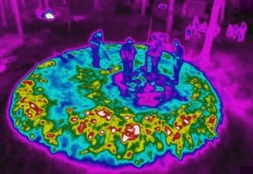 Feuer und Flamme für historischen Kohlenmeiler