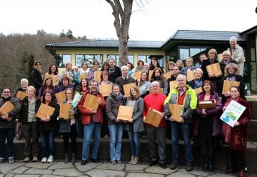 Holzordner „Unterwegs zur Wildnis“ für Nationalpark-Schulen