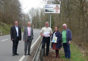 Inbetriebnahme eines „Lärmschutzdisplays“ an der B266 beim Nationalpark-Ort Einruhr