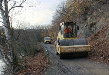 Oberseerandweg erhält neue Wegedecke