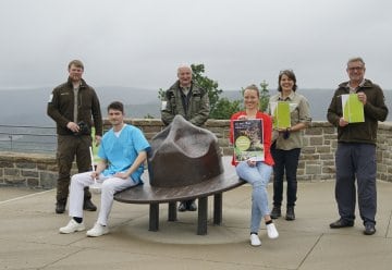 Seltenes Spinnentier erfreut Forscherherzen im Nationalpark Eifel: Ein Pseudoskorpion, der gerne Huckepack fliegt