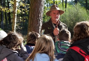 Wir laden Kinder, Jugendliche und Erwachsene ein, die entstehende Wildnis im Nationalpark Eifel kennen zu lernen und zu erforschen!