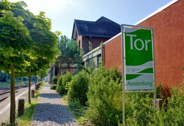 The National Park Gate is the starting point for free guided tours of the Kermeter and Hetzingen forests.