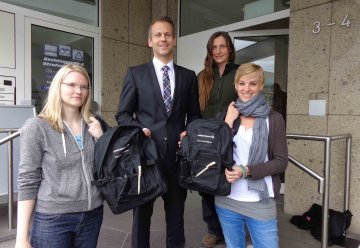 Umweltpraktikantinnen aus dem Nationalpark Eifel zu Gast bei der Commerzbank Euskirchen