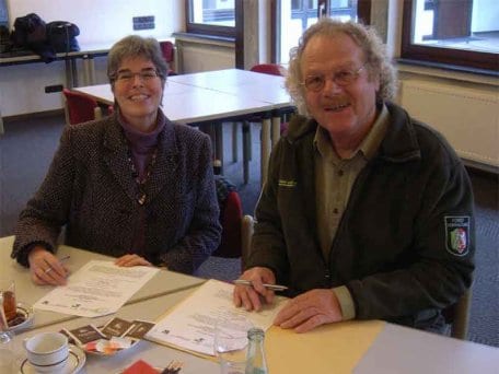 Unterzeichnung des Partnervertrages zur Durchführung des LIFE+-Projektes. Foto: Nationalparkforstamt Eifel